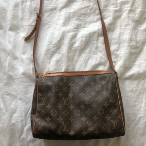 Louis Vuitton Vintage Crossbody Bag